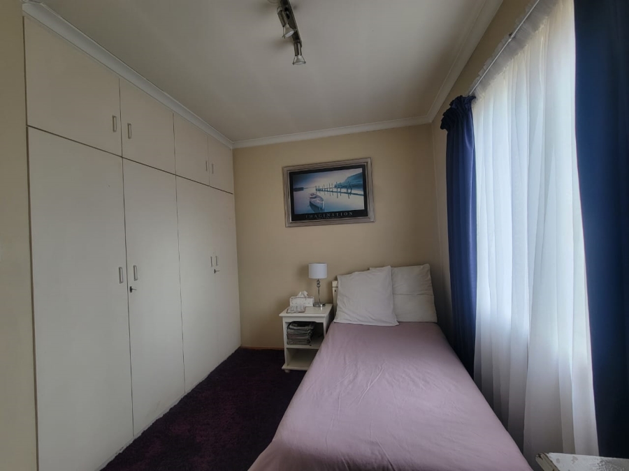 3 Bedroom Property for Sale in Diep River Western Cape